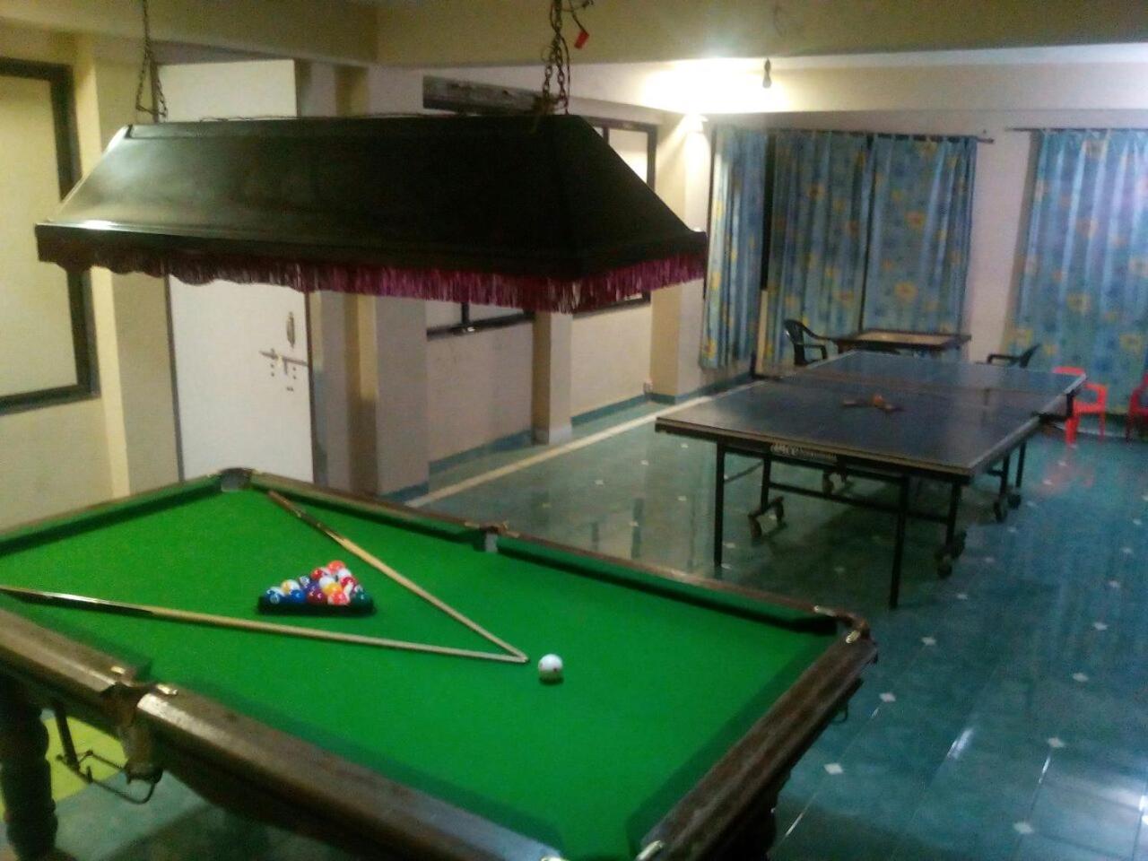 Hotel Ashwin Igatpuri, Pure Veg & Jain Food Kültér fotó