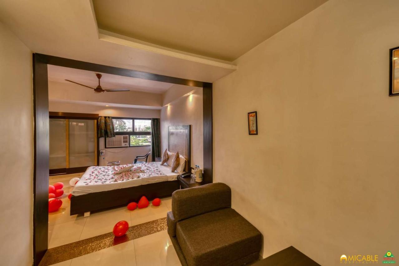 Hotel Ashwin Igatpuri, Pure Veg & Jain Food Kültér fotó