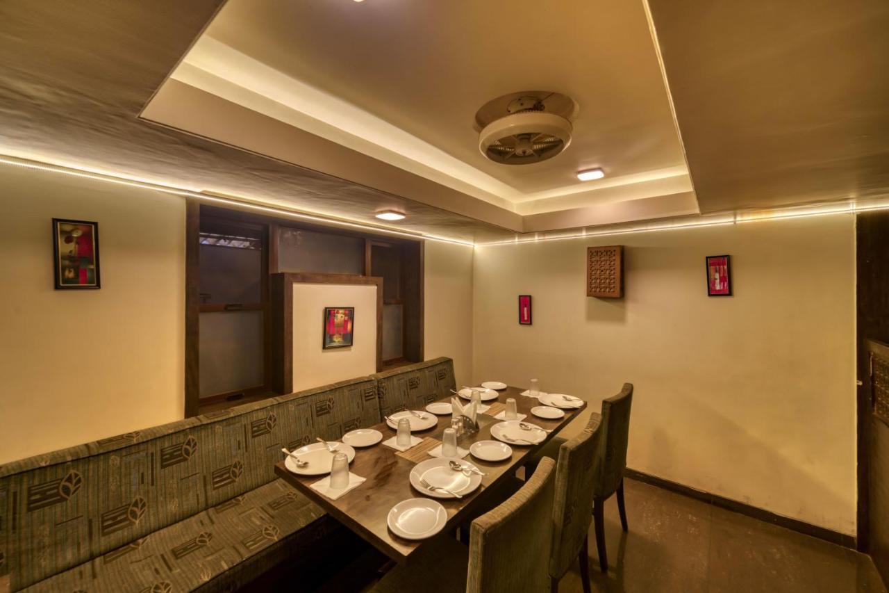 Hotel Ashwin Igatpuri, Pure Veg & Jain Food Kültér fotó
