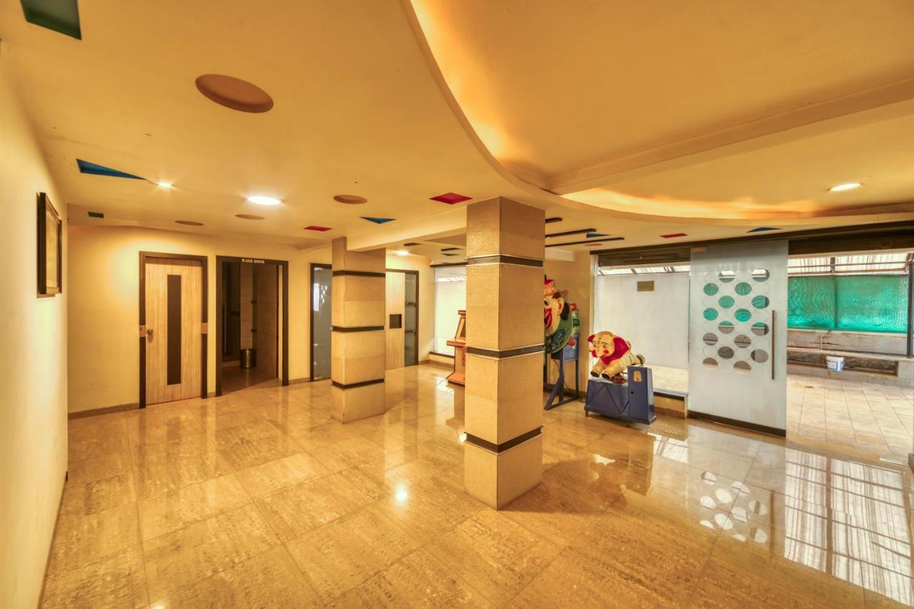 Hotel Ashwin Igatpuri, Pure Veg & Jain Food Kültér fotó