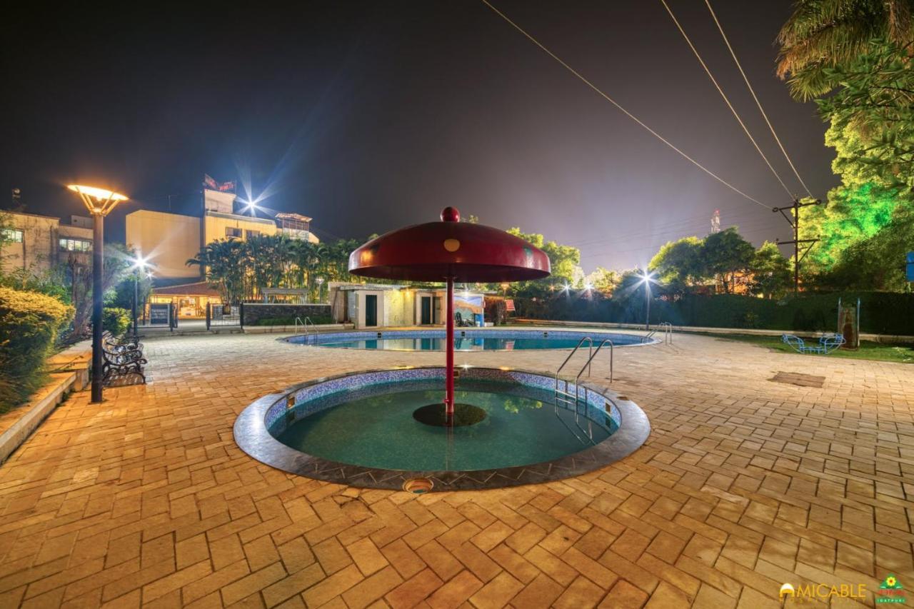 Hotel Ashwin Igatpuri, Pure Veg & Jain Food Kültér fotó