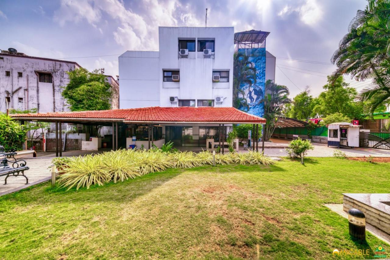Hotel Ashwin Igatpuri, Pure Veg & Jain Food Kültér fotó